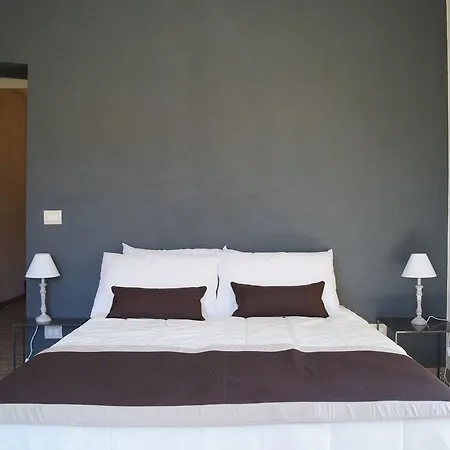 Residenza Dell' Opera Aparthotel