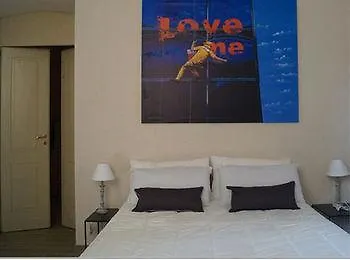 Residenza Dell' Opera Aparthotel