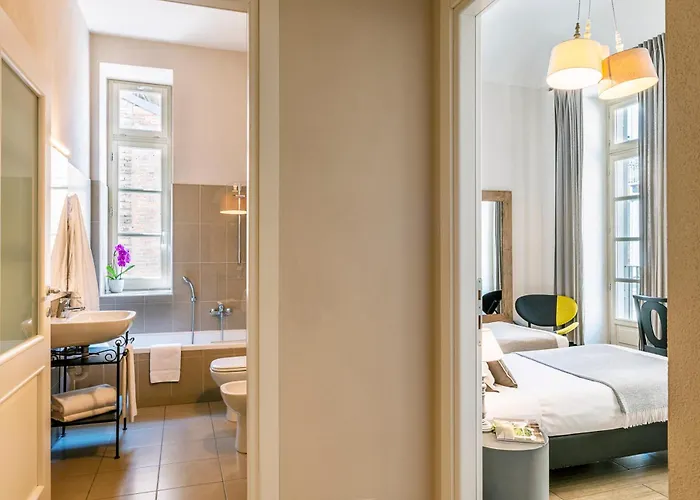 Residenza Dell' Opera Aparthotel 3*